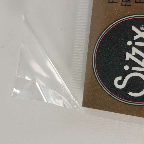 Sizzix Framelits with Stamps (barely used) - Tim Holtz Alterations collection - Picture 13 of 16